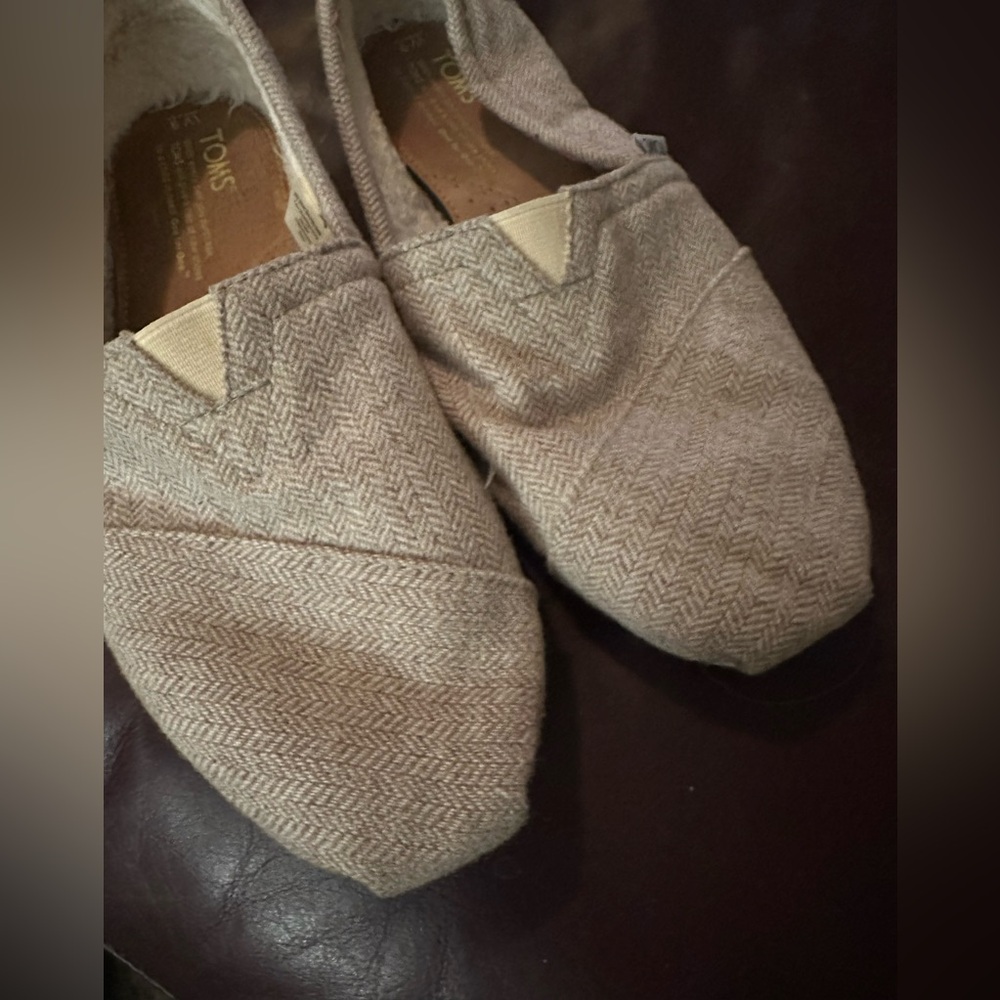 Price is firm- Toms size 9